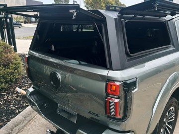 TRUCKEARTH Hardtop Aluminum Alloy Canopy